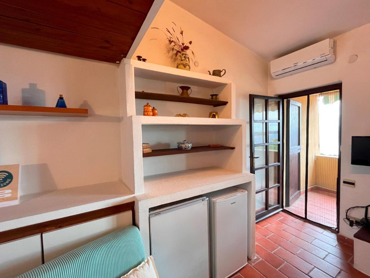 Appartamento Con Vista Mare A Terramala Terra Mala Экстерьер фото